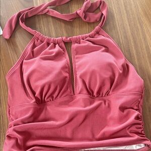 Cupshe halter swim top NWT